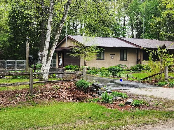 1578 Evergreen Dr, West Branch, MI 48661