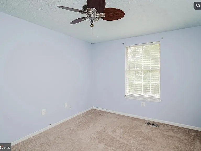 1829 Queen Anne Sq #BEL — Photo 28