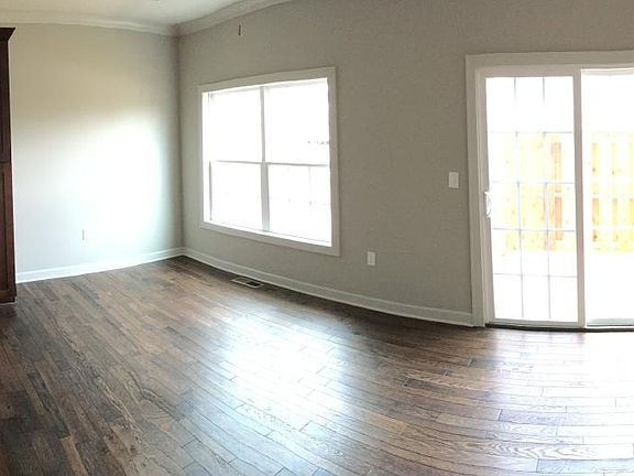 4th image of 15828 Valley View Dr