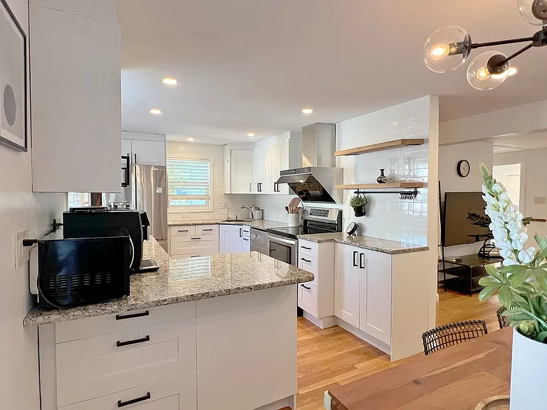 14 Sabina Way — Photo 3