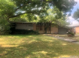 216 Sharon Dr, San Antonio, TX 78216