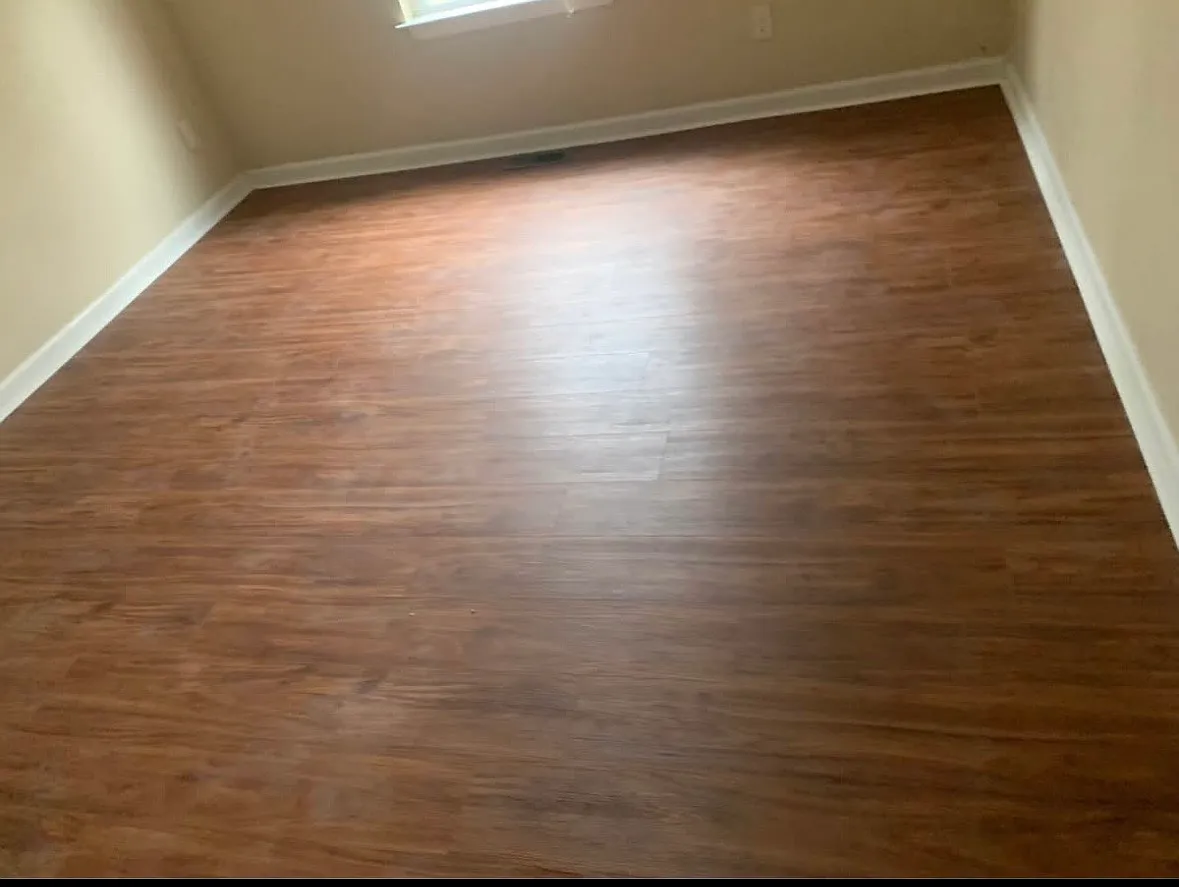 3 bed, 2.5 bath, 1450 sqft, $2,100 — Photo 3