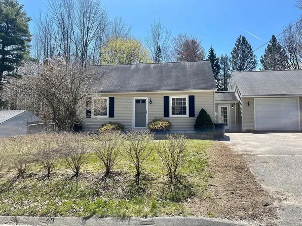 15 Reginald Street, Auburn, ME 04210