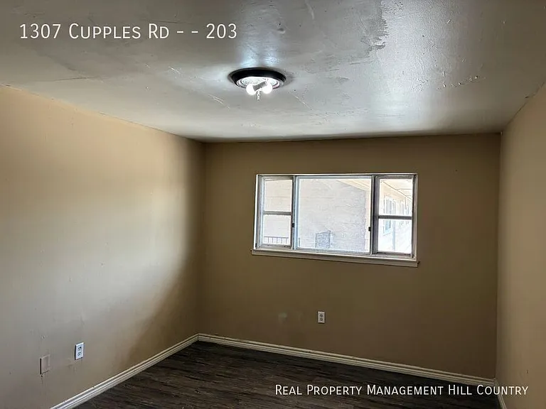 1307 Cupples Rd #203 — Photo 5