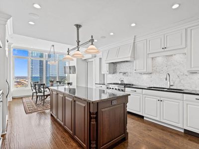 825 North Prospect AVENUE #3202, Milwaukee, WI, 53202