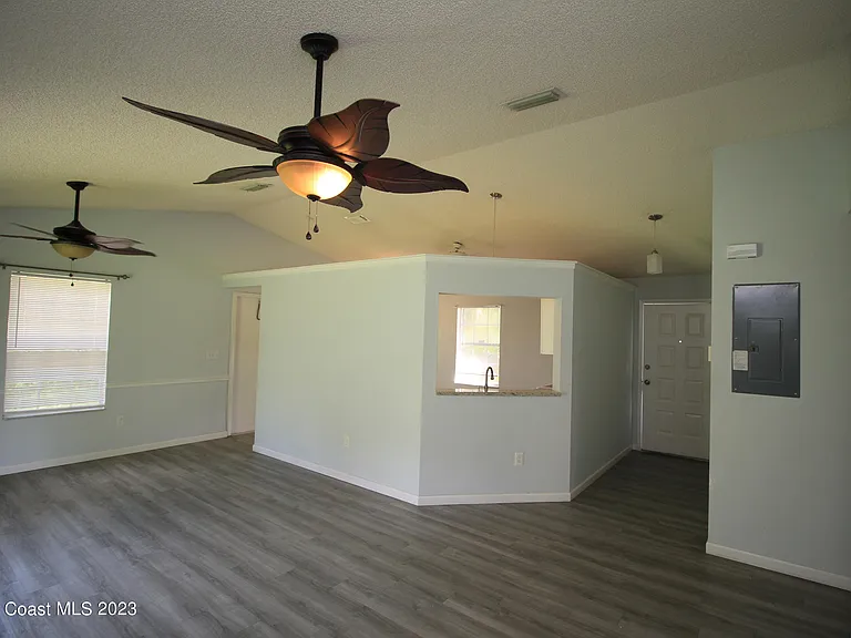 220 Tipton Rd SW — Photo 7