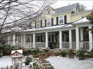 201 E G St, Purcellville, VA