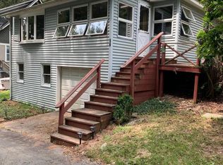16 Elbert Behling Rd, Beach Lake, PA 18405