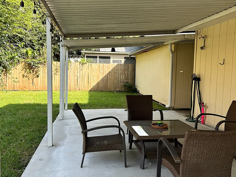 524 Cedar Crest Ct — Photo 27