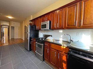 1820 Centre St #2GG, Ridgewood, NY 11385