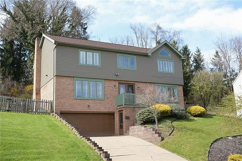 1st image of 250 Black Oak Dr