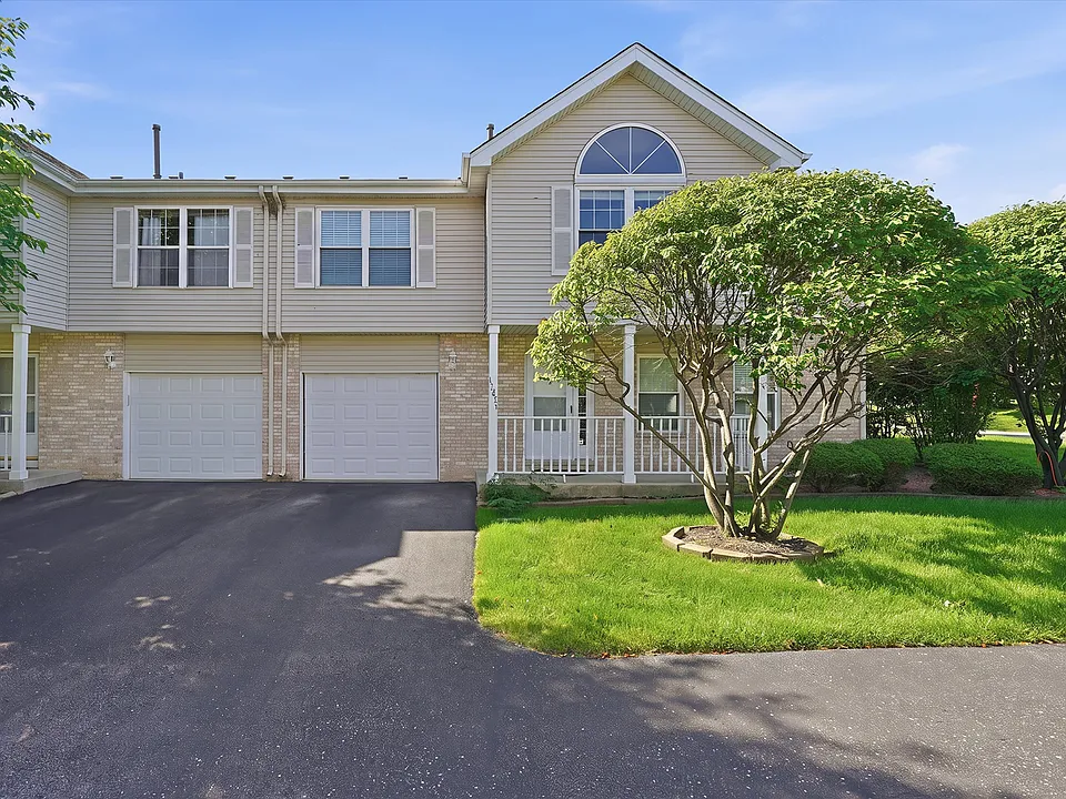 16051 Laurel Dr