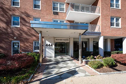 444 Bedford St #5G Photo 1