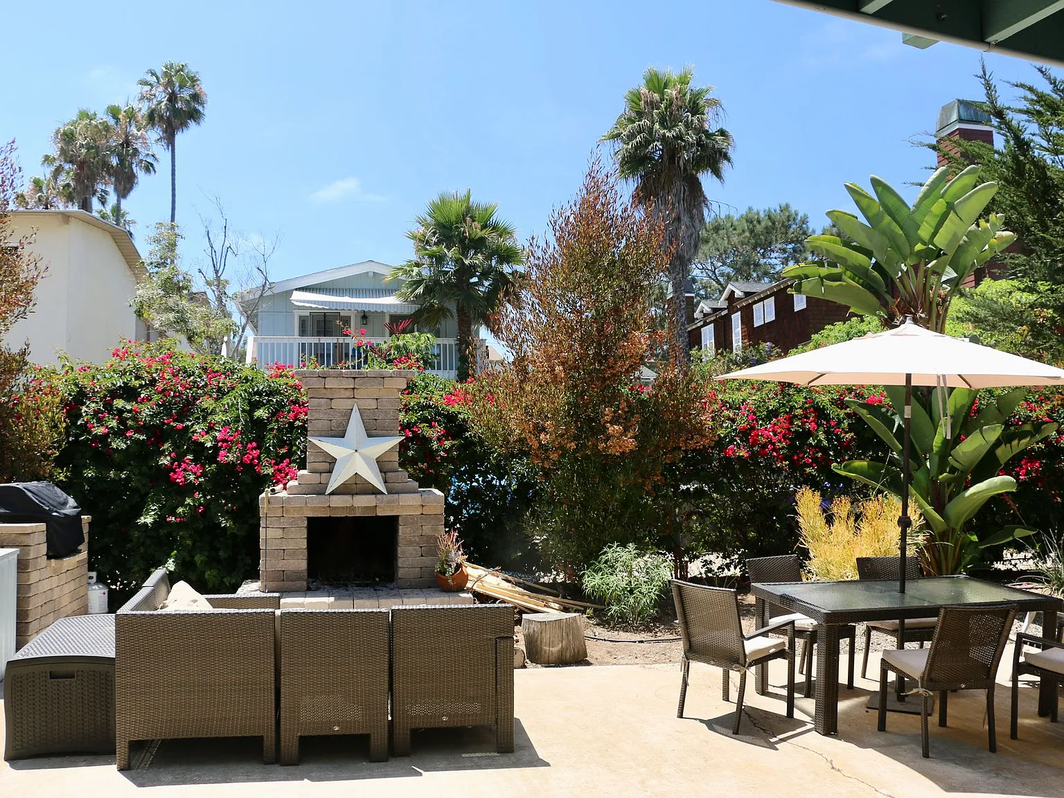 Sierra Seaside Flats $ 3295 ...1 Block To Beach....Top Floor Views — Photo 3