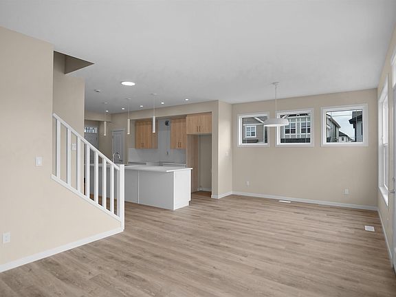 3rd image of 22915 95th Ave NW