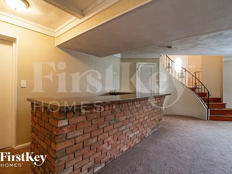 8431 Bluebird Dr — Photo 8