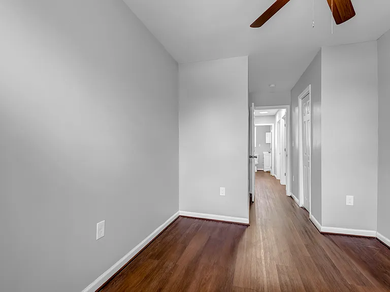 2103 Chelsea Ter #2 — Photo 18