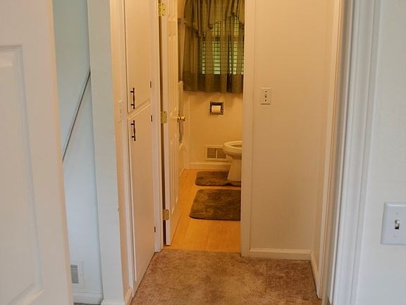 5th image of 853 Saturn Ave