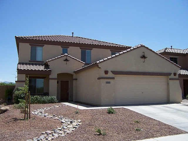 Community swimming pool. RV gate