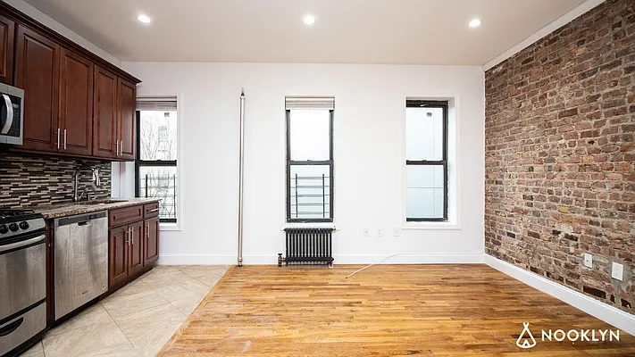 Rented by Nooklyn NYC LLC | media 9