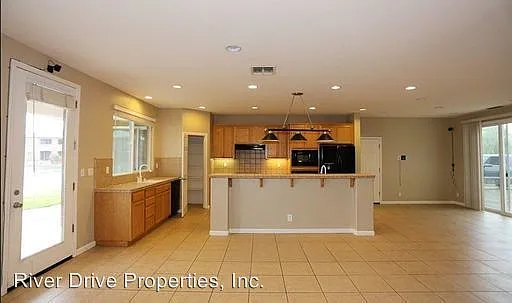 14120 Spyglass Cir photo 1