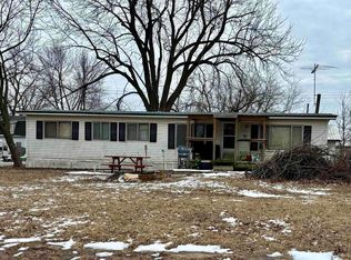 212 E 2nd St, Moulton, IA 52572