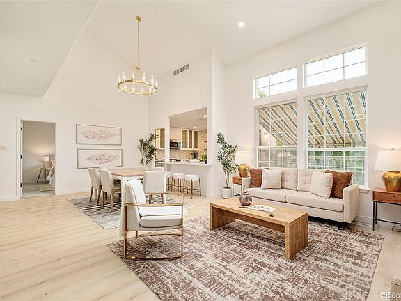 2nd image of 7828 E Lowry Boulevard