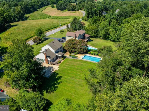 6091 Franklin Gibson Rd, Tracys Landing, MD 20779