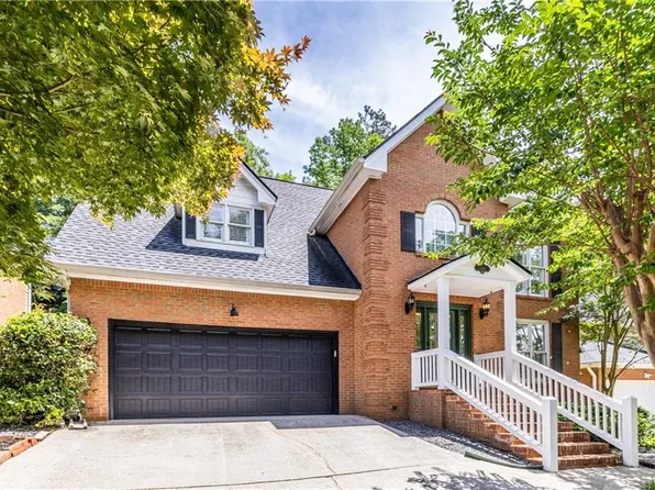 1541 Pangborn Station Dr, Decatur, GA 30033