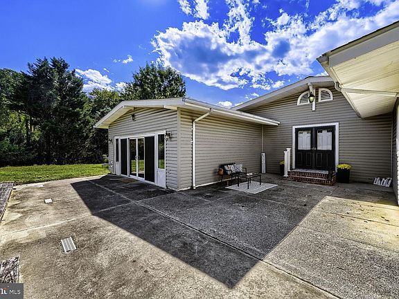 5th image of 3014 Guyton Rd