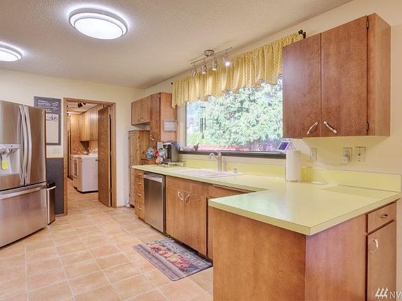 4th image of 4808 Belair Dr SE