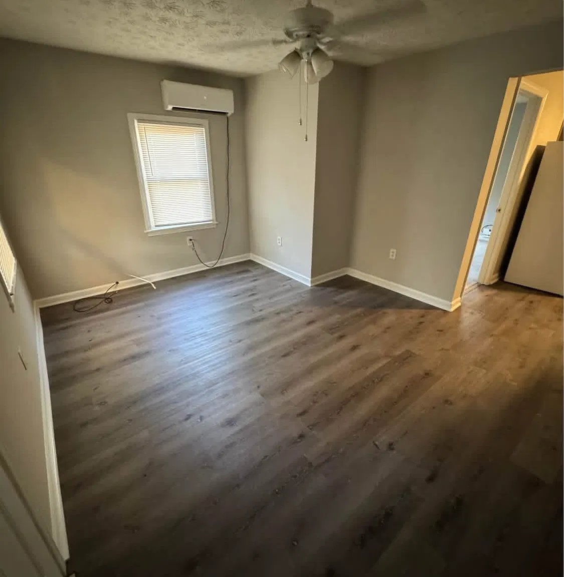 2 bed, 750 sqft, $875 — Photo 2