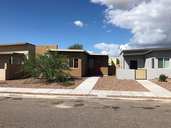 2nd image of 3064 N Dasylirion Dr