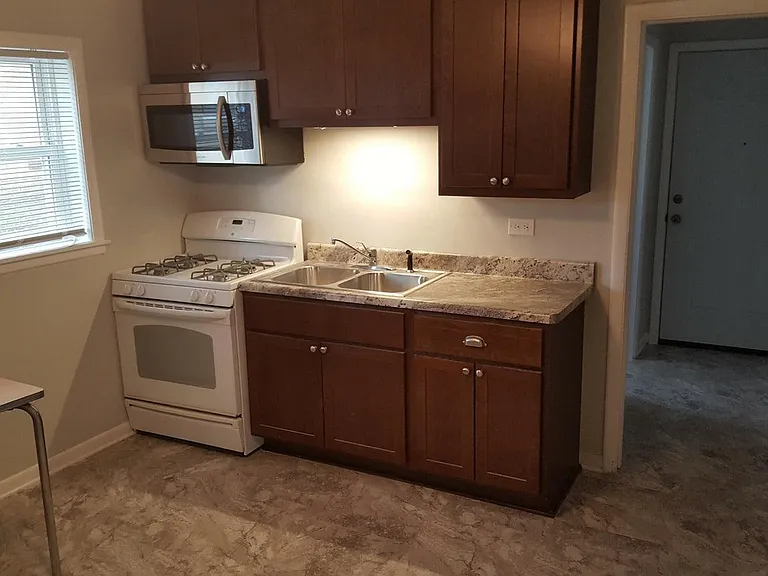 518 Barnsdale Rd #1 — Photo 1