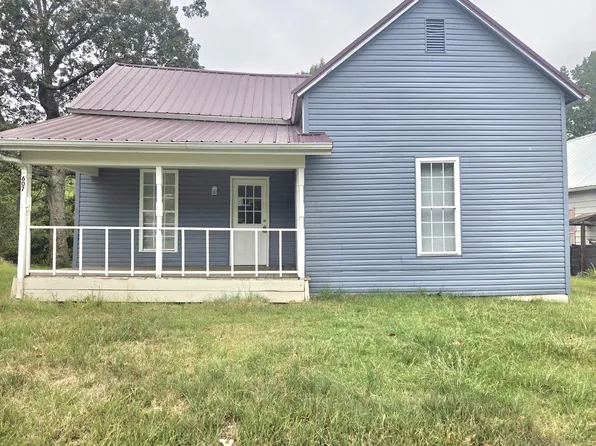 607 N 2nd St, Central City, KY 42330