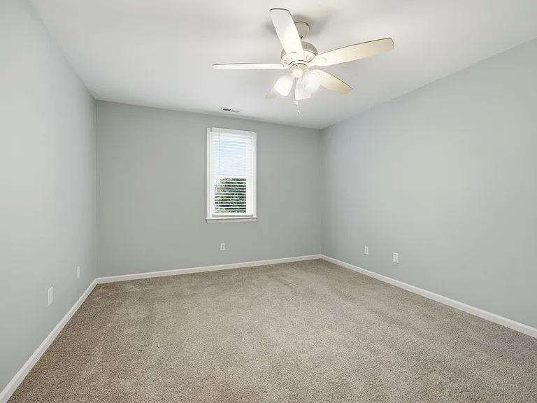1000 Hornbuckle Ct — Photo 25