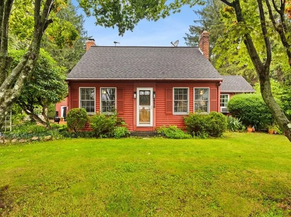 936 Central St, East Bridgewater, MA 02333