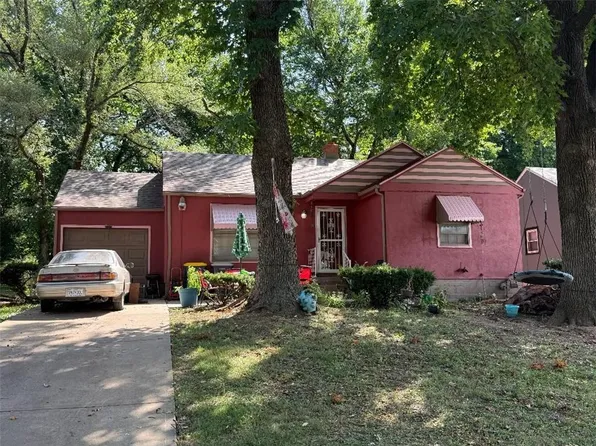 7231 Forest Ave, Kansas City, MO 64131