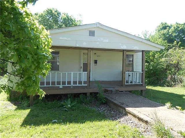 1244 Pine St photo 1