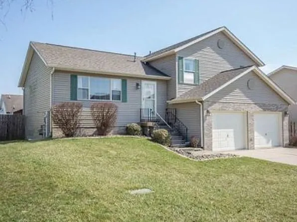 904 Birchwood Dr, Colona, IL 61241