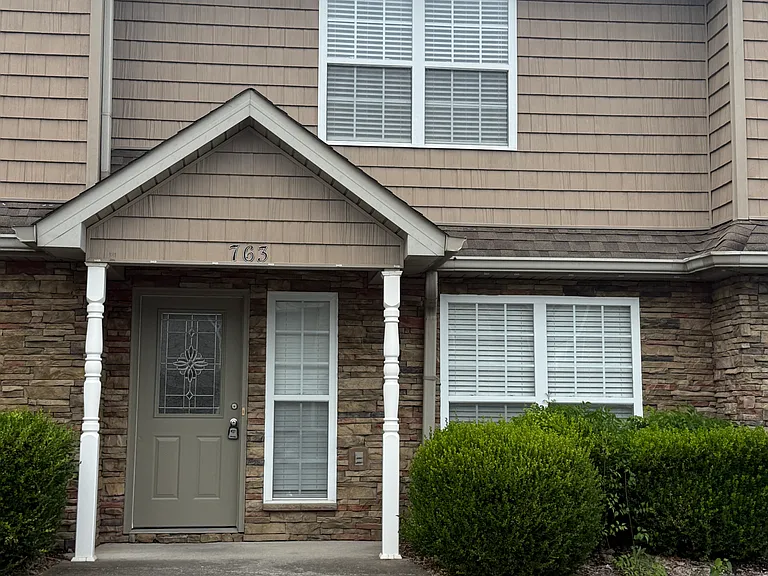 763 Casey Ln — Photo 1