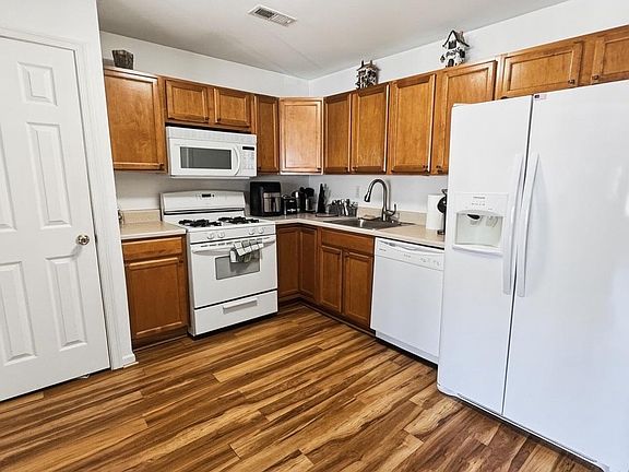 2nd image of 9228 Blue Grass Rd APT 38