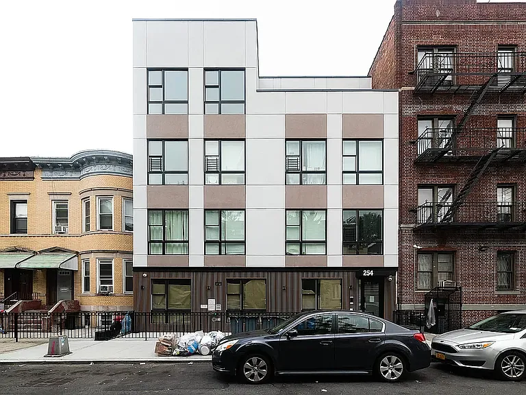 254 E 28th St #3D — Photo 12