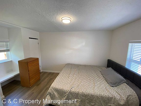 5th image of 2801 Daubenbiss Ave #12