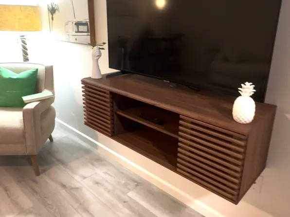 3505 Longmeadow #3, Sarasota, FL 34235
