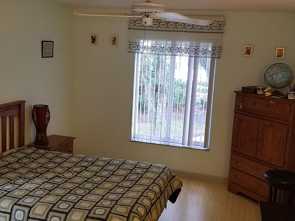 3rd image of 2518 SE Anchorage Cove #2