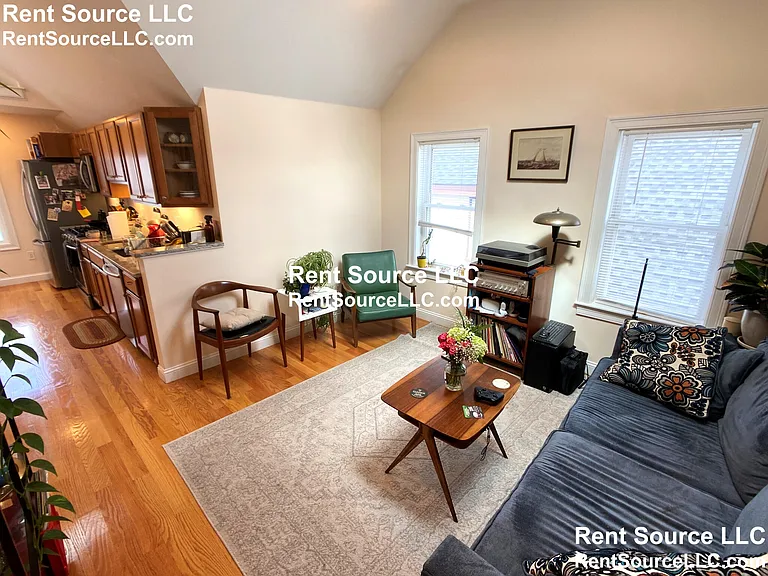 537 Main St #2 — Photo 34