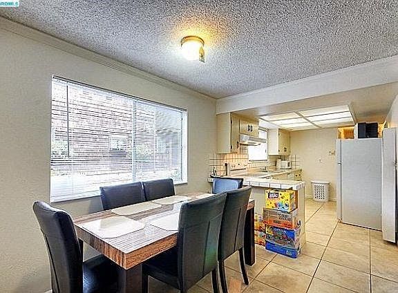 5th image of 6630 Macarthur Blvd APT 13