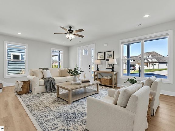 3rd image of 518 Coolwater Dr