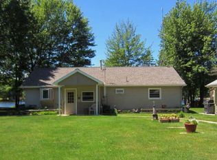 3773 Lakeshore Dr, Gladwin, MI 48624